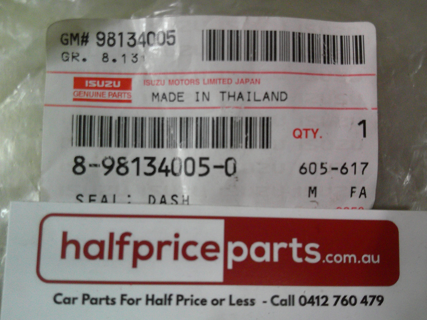 Isuzu D-Max Genuine Front Dash Seal New Part
