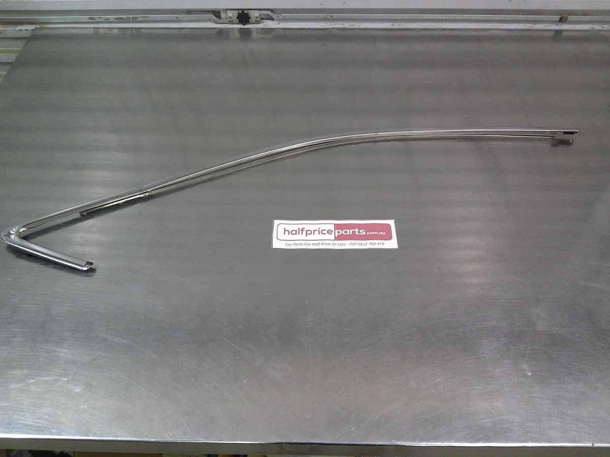 Toyota Kluger Genuine Left Hand Front Door Horizontal Frame Chrome Moulding New Part