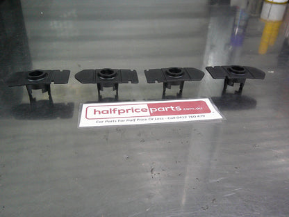 Holden Genuine Front Park Assist Housing Set Of 4 New Part