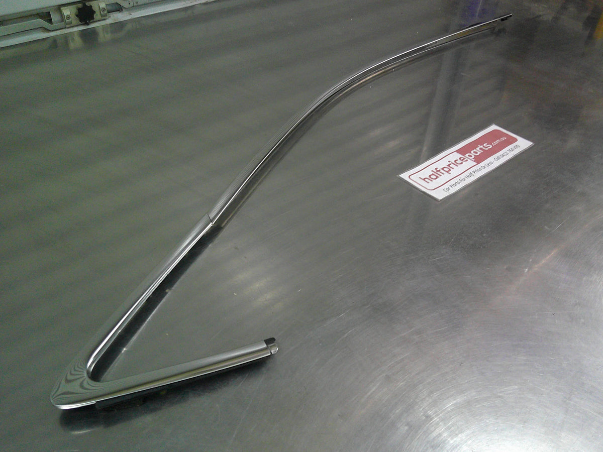 Toyota Kluger Genuine Left Hand Front Door Horizontal Frame Chrome Moulding New Part
