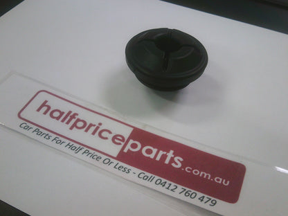 Holden TK Barina Genuine Lower Radiator Insulator Assembly New Part