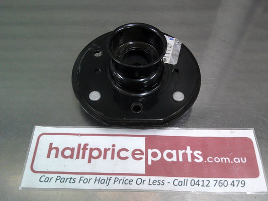 Holden CG Captiva Genuine Front Suspension Strut Mount Top New Part