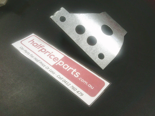 Holden VZ Commodore Genuine Right Lower Rear Bumper Bracket New Part