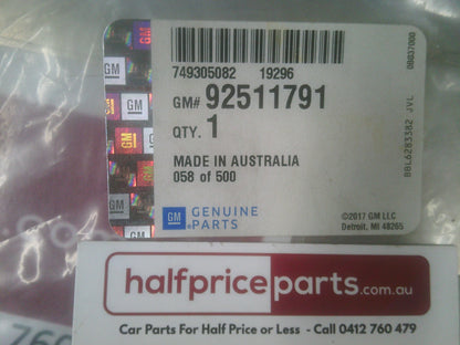 Holden RG Colorado Genuine Bonnet Scoop Moulding Fitting Kit New Part