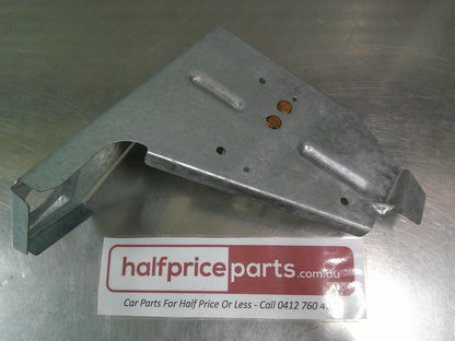 Holden VT-VX-VY-VZ-HSV Commodore Genuine Right Hand Front Wheel Rail Corner Panel New Part