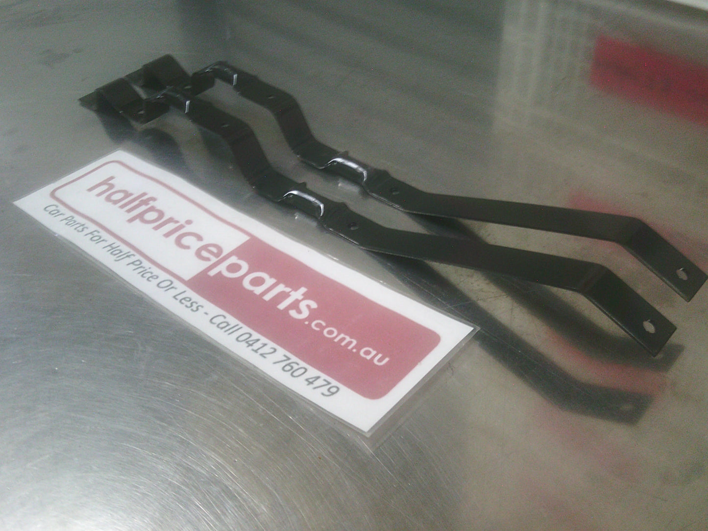 Holden VT/VX/VY/VZ Commodore Genuine Power Steering Cooler Bracket (Without Studs) New Part