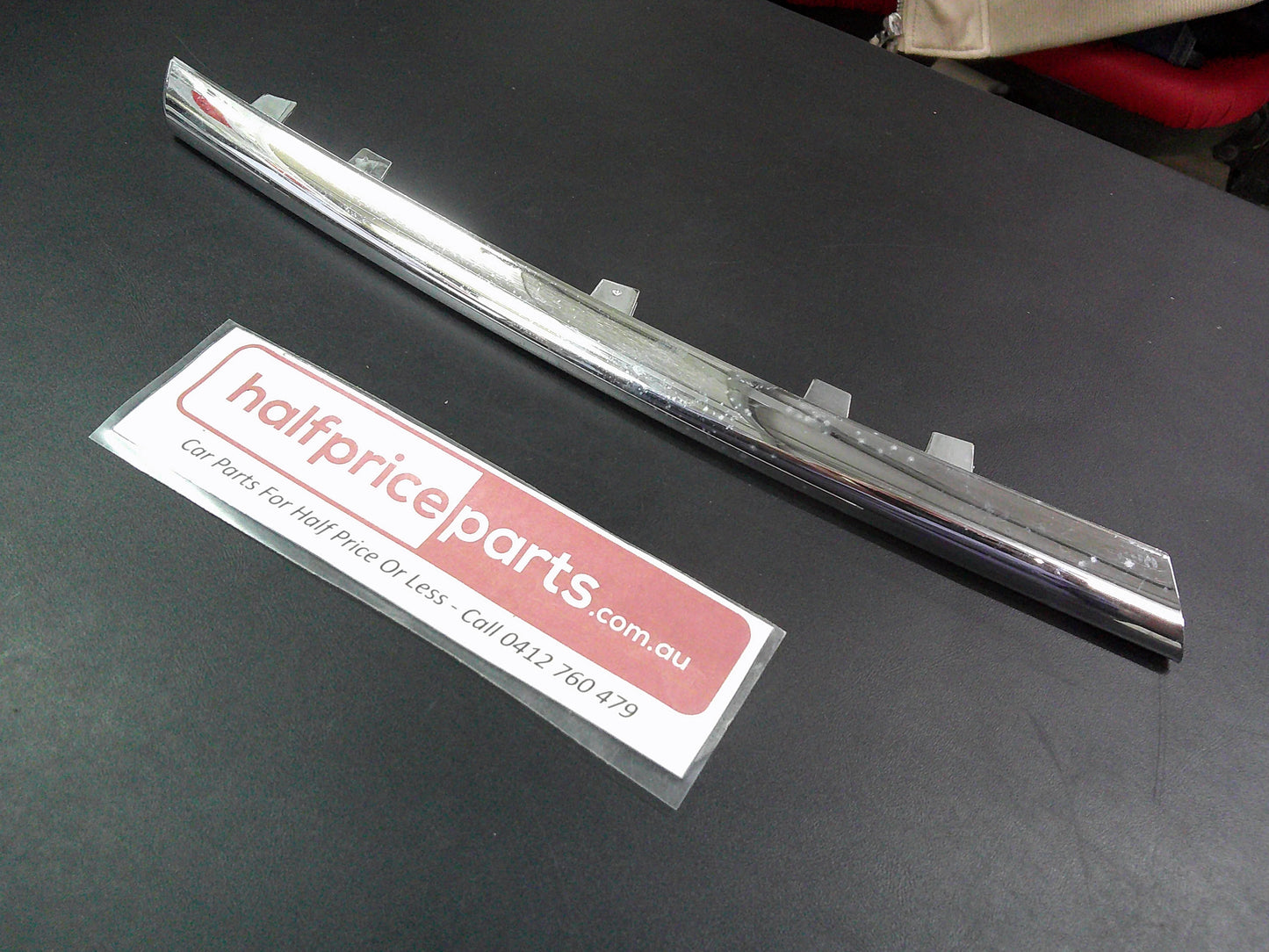 Opel Insignia Genuine Right Hand Upper Grille Moulding New Part