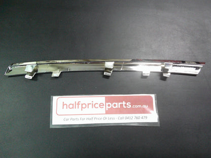 Opel Insignia Genuine Right Hand Upper Grille Moulding New Part