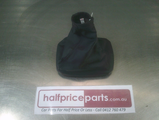 Holden XC Barina Genuine Manual Gear Shift Boot New Part