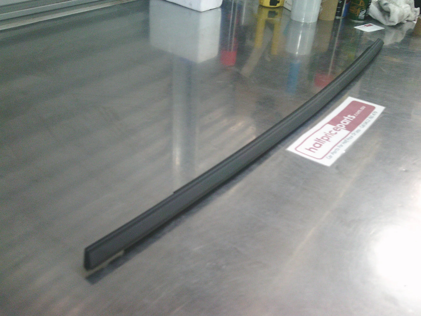 Peugeot 5008 Genuine Right Hand Rear Window Seal Moulding New Part
