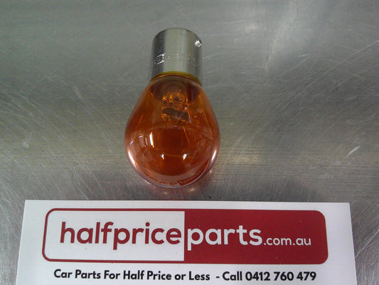 Holden TM Barina/ZB Commodore/RG Colorado Genuine 12V 21W Orange Indicator Bulb New Part