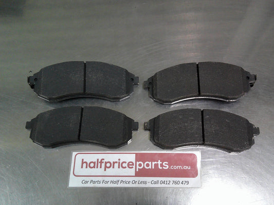 Mitsubishi MK Triton 2.4/2.8/3.0L Genuine Front Brake Pads Set New Part