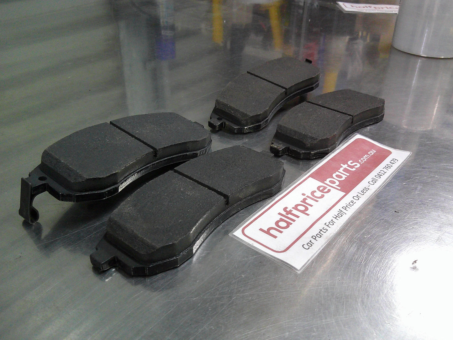 Mitsubishi MK Triton 2.4/2.8/3.0L Genuine Front Brake Pads Set New Part