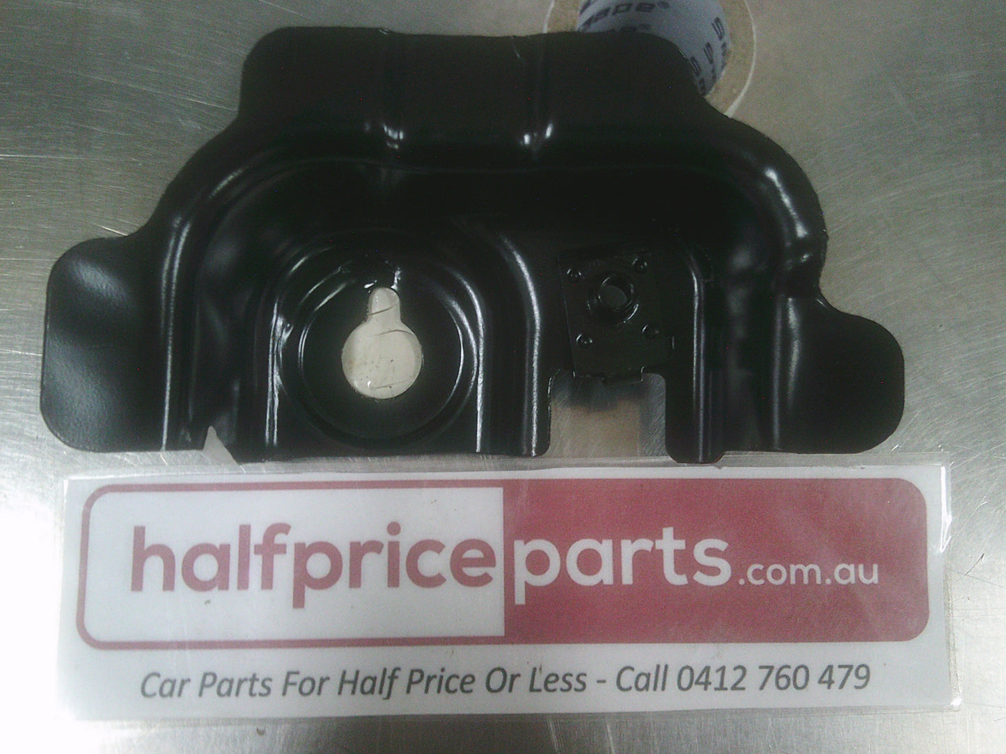 Holden JH Cruze Right Hand Guard Mounting Bracket New Part