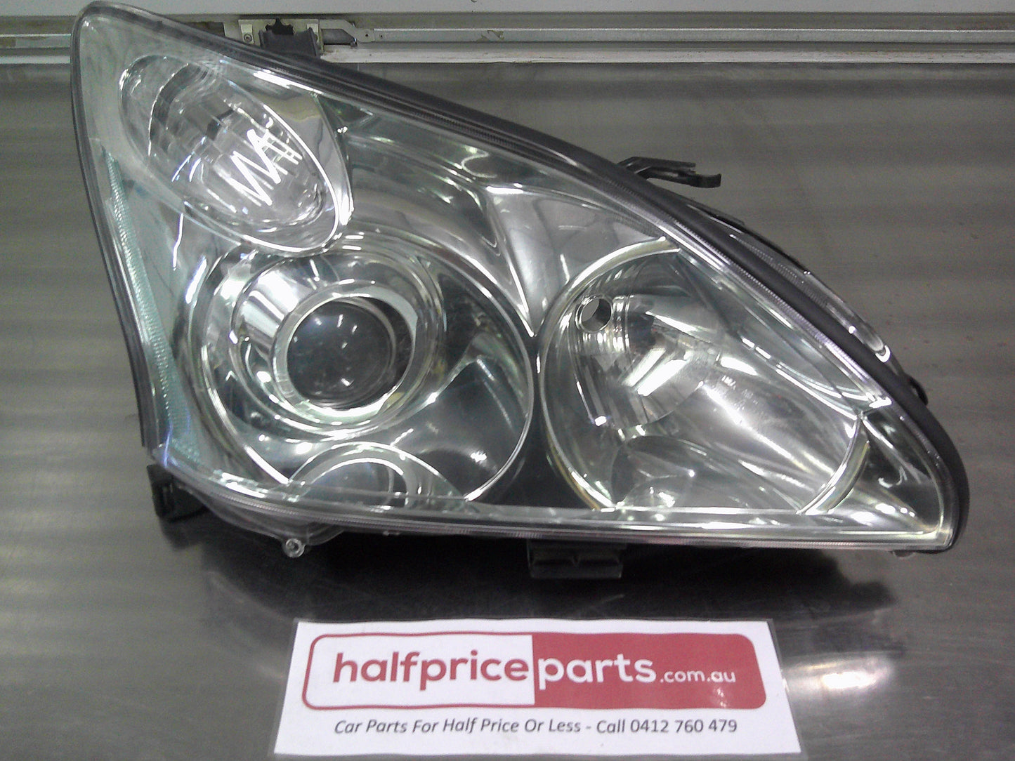 Toyota Lexus RX350 Genuine Right Hand (Drivers) Headlight Used Part