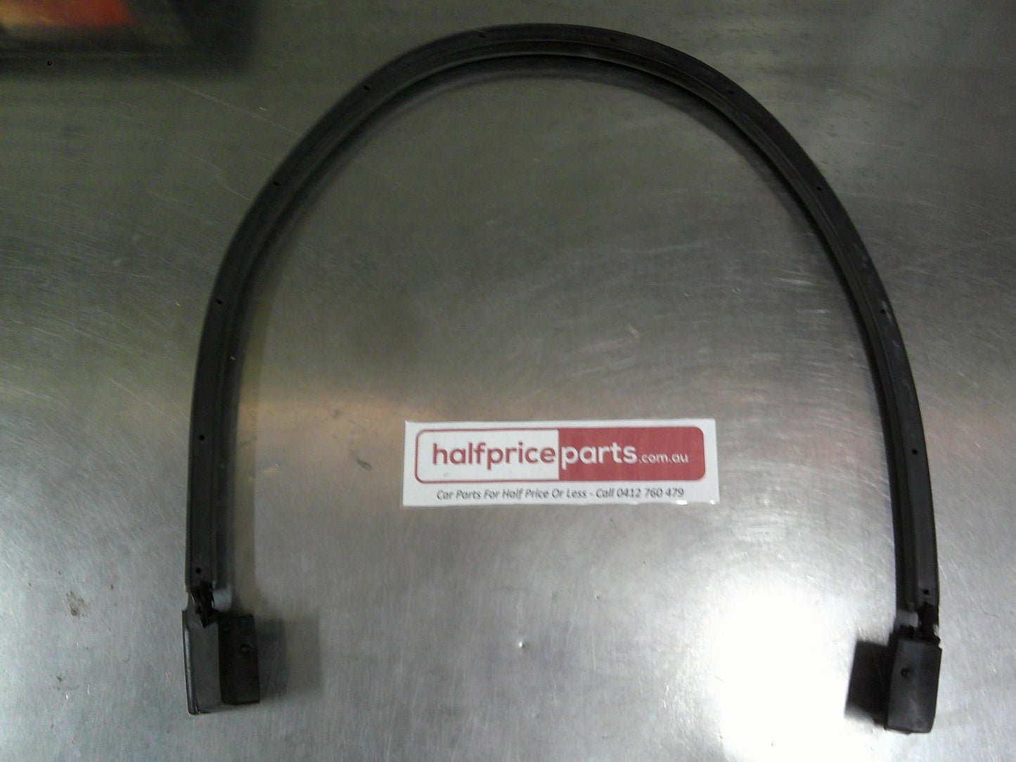 Holden Trax Genuine Front Bonnet Rear Weatherstrip Rubber New Part