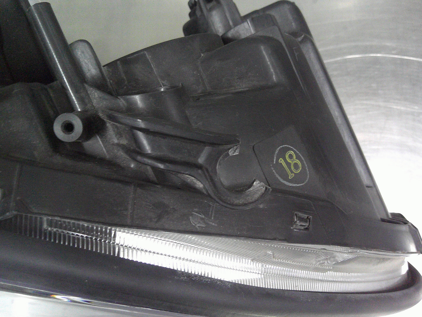 Toyota Lexus RX350 Genuine Right Hand (Drivers) Headlight Used Part