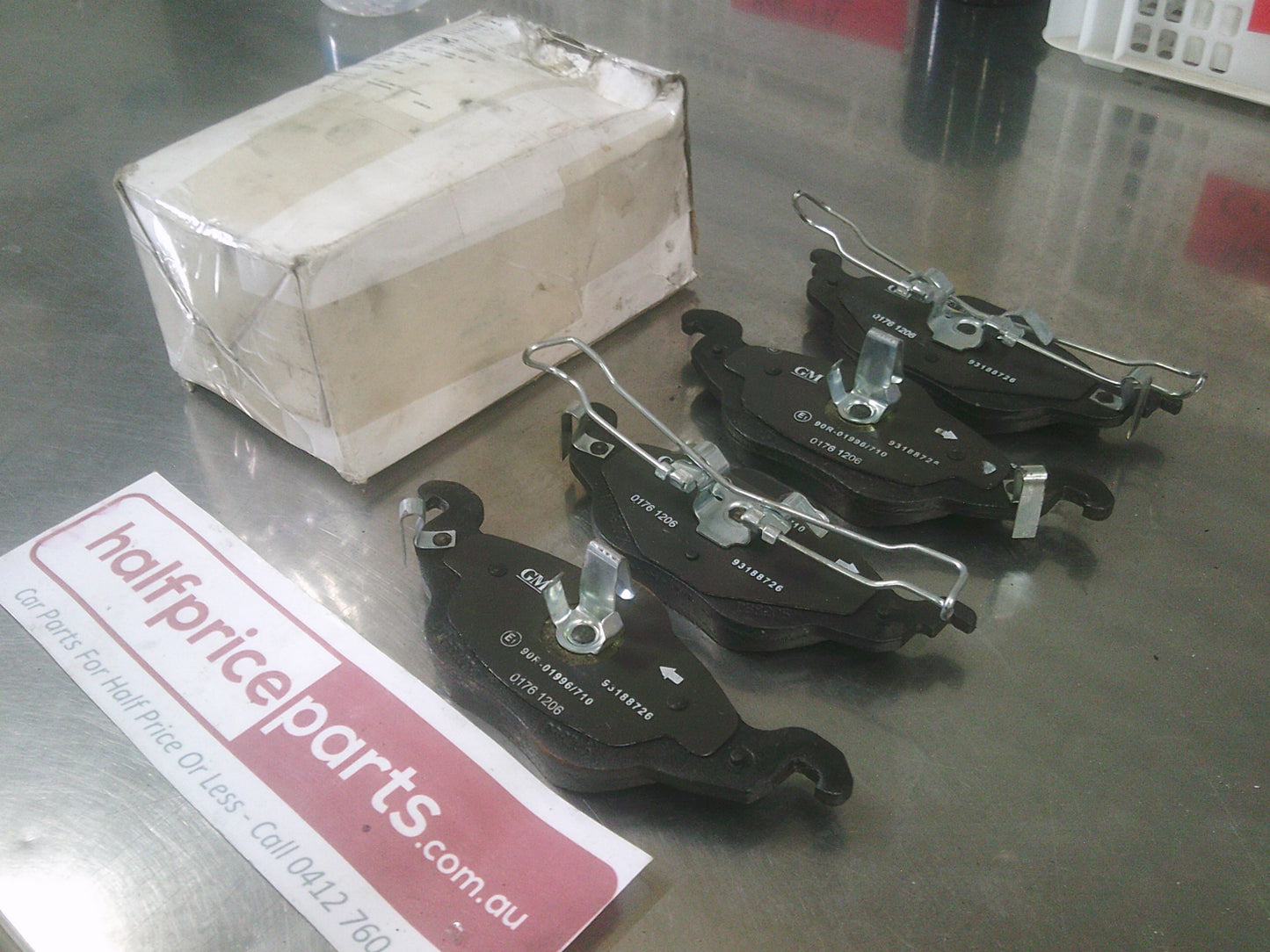Holden Astra Genuine Front Brake Pads New Part