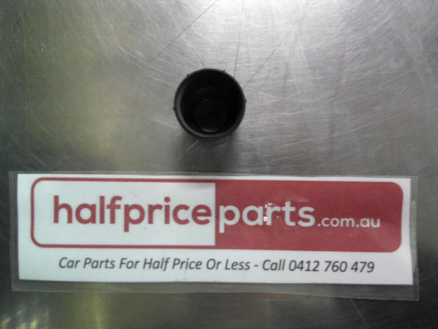 Holden VT/VX/VY/VZ Commodore Genuine Wheel Lug Nut Cap New Part