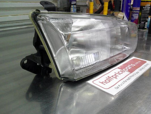 TYC Right Hand Front Head Light Suits Toyota Camry SXV20/MCV20 New Part