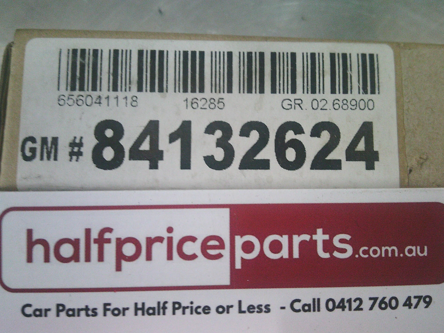Holden VF Commodore Sedan Genuine Left Hand Rear Bumper Reflector New Part