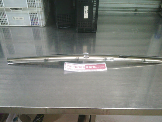 Holden VF Commodore/Caprice Genuine Rear Chrome Boot Lid Garnish New Part