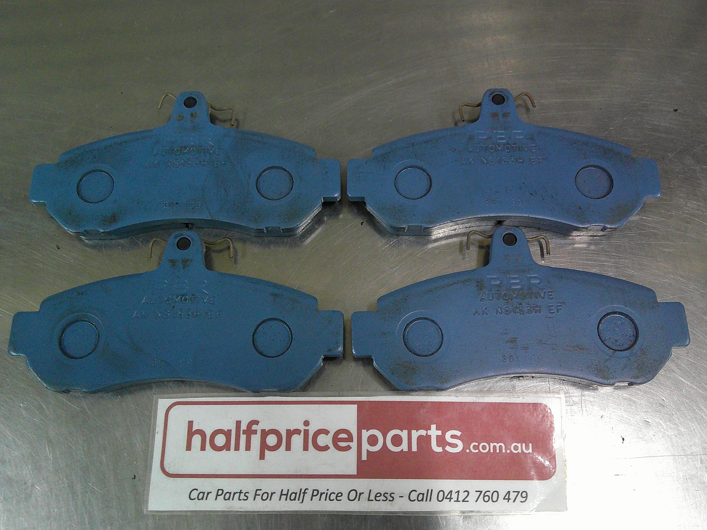 Mitsubishi TE Magna Wagon Genuine Front Disc Brake Pad Set New Part