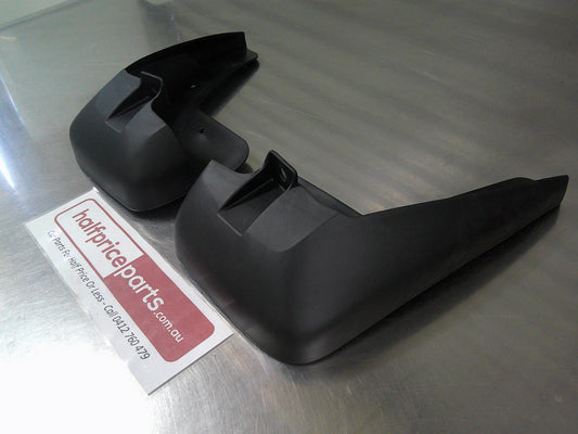 Holden Captiva 5/Maxx Genuine Front Mud Flap Set New Part