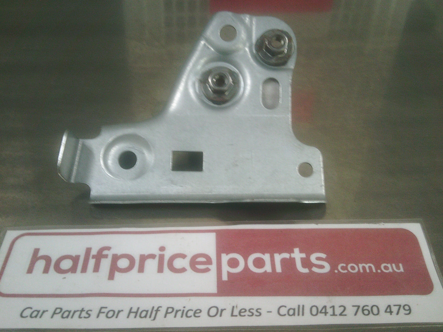 Holden TM Barina Genuine Right Hand Guard Upper Rail Bracket New Part