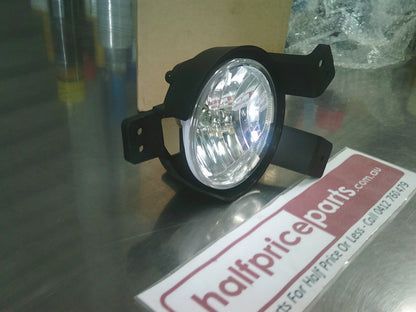 Holden Trax Genuine Right Hand Front Fog Light And Bracket Assembly New Part