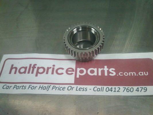 Holden RG Colorado 4x4 Genuine Rear Wheel Bearing Retainer New Part
