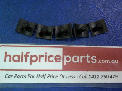 SAAB 9-5 Genuine Hood Insulator Clip Pack Of 5 New Part