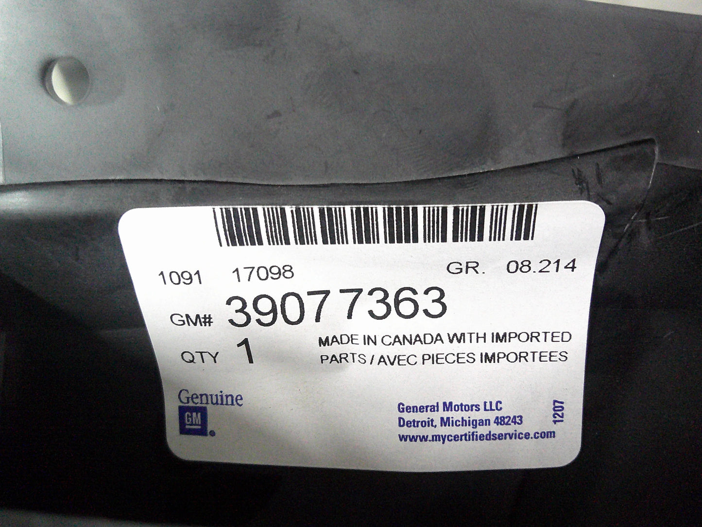 Holden ZB Commodore Genuine Rear Mudflap Set New Part