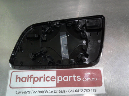 Holden VF Commodore/WN Caprice Genuine Right Rear View Mirror Glass Only New Part