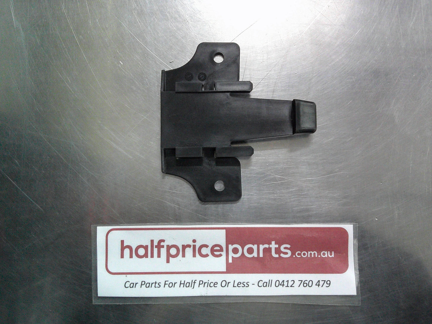 Holden EQ Equinox Genuine Trailer Control Module Bracket New Part