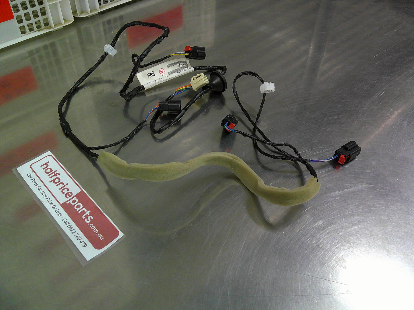 Holden VE Commodore Genuine Rear Parking Sensor Harness New Part