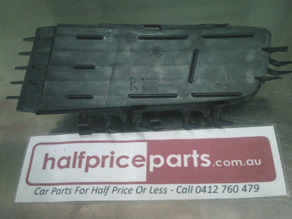 Holden Vectra Genuine Right Hand Lower Front Bumper Insert New Part