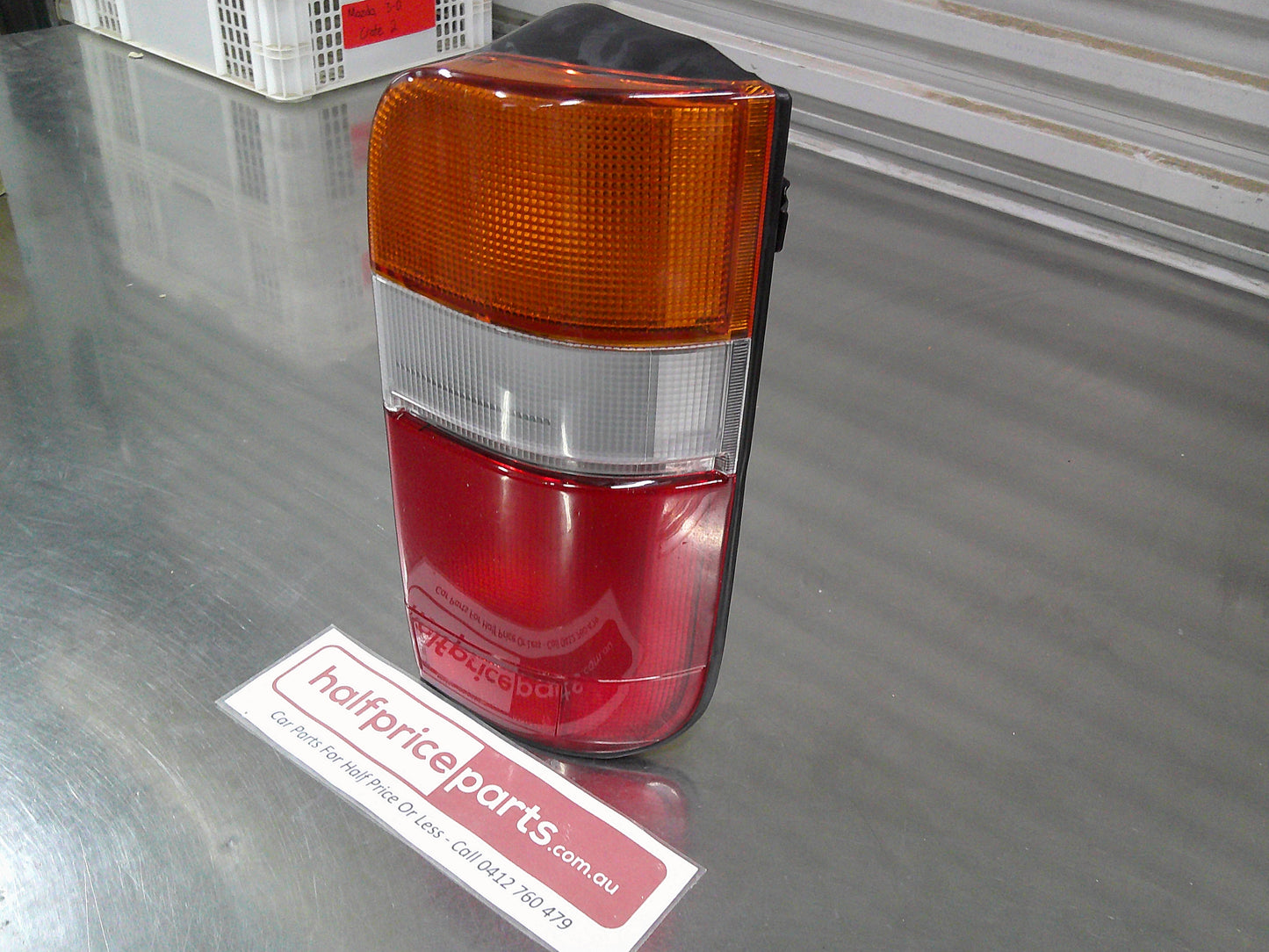 Toyota Hiace RZH101/102/103/104 Genuine Right Hand Rear Tail Light Assembly New Part