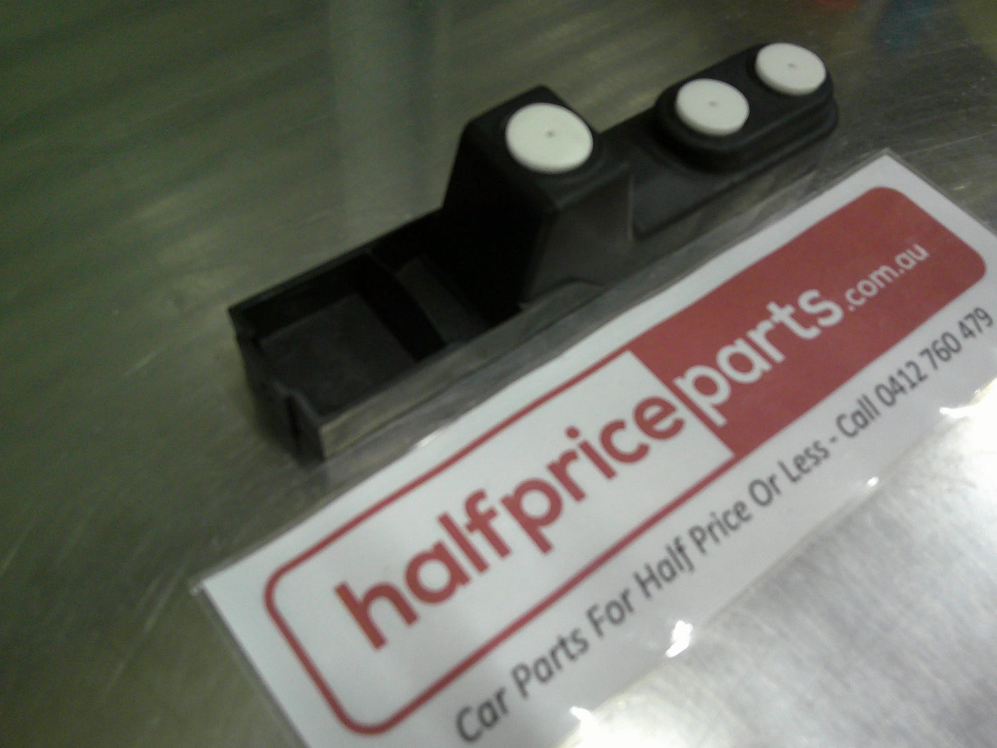 Holden Astra J Genuine Right Lower Rear Bumper Bracket New Part