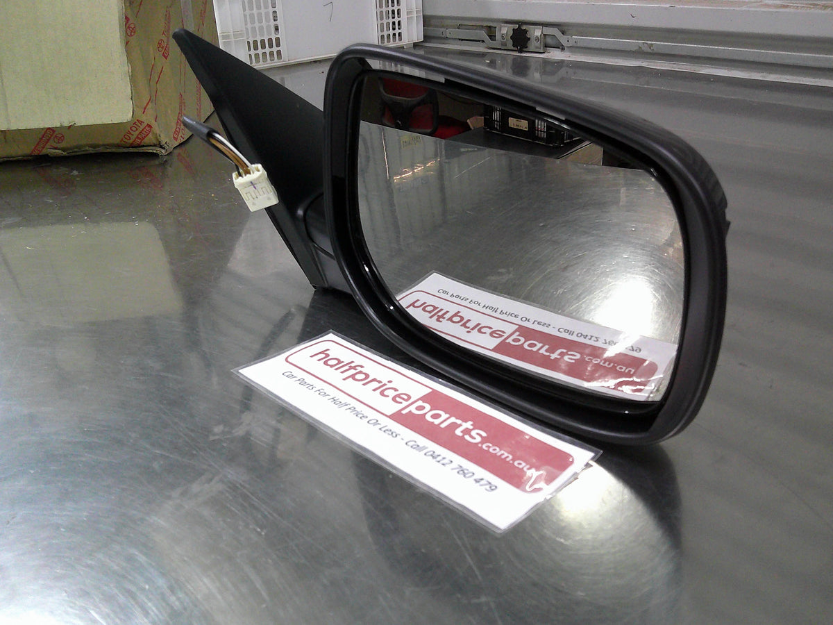 Toyota Camry Genuine Right Hand Outer Elictric Mirror Assembly 3 Pin New Part