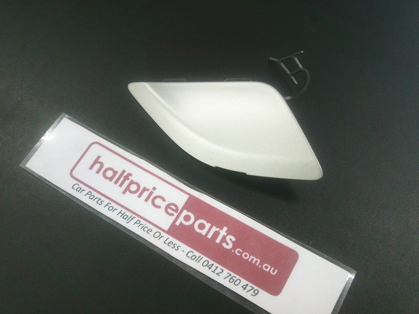 Holden CG Captiva Genuine Rear Tow Hook Hole Cover New Part