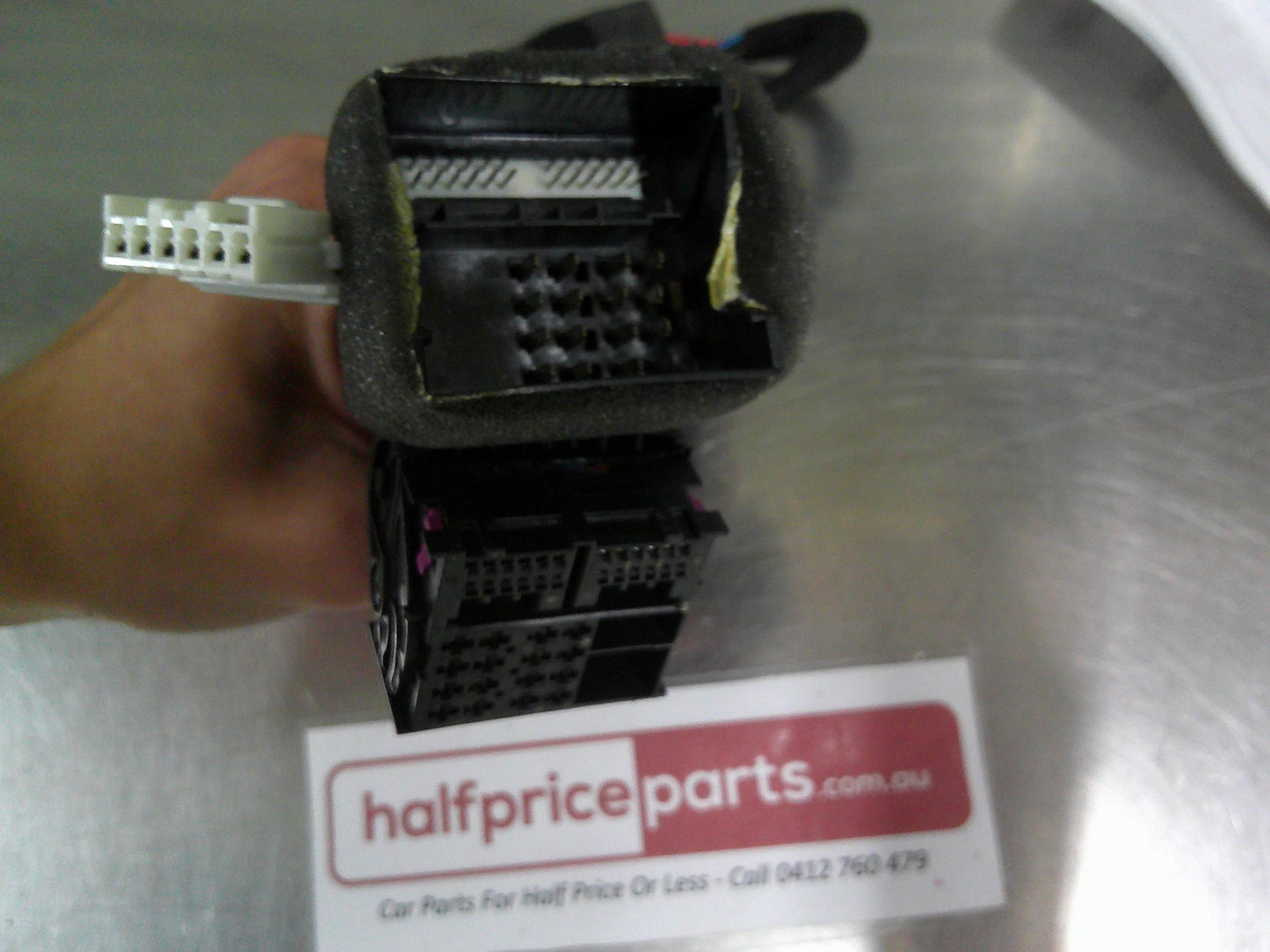 Holden CG Captiva/CG5 Captive Genuine Radio Patch Harness For Blue Thooth New Part
