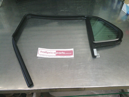 Holden Trax Genuine Left Hand Rear Window Weather Strip with Glass Insert Frame New Part