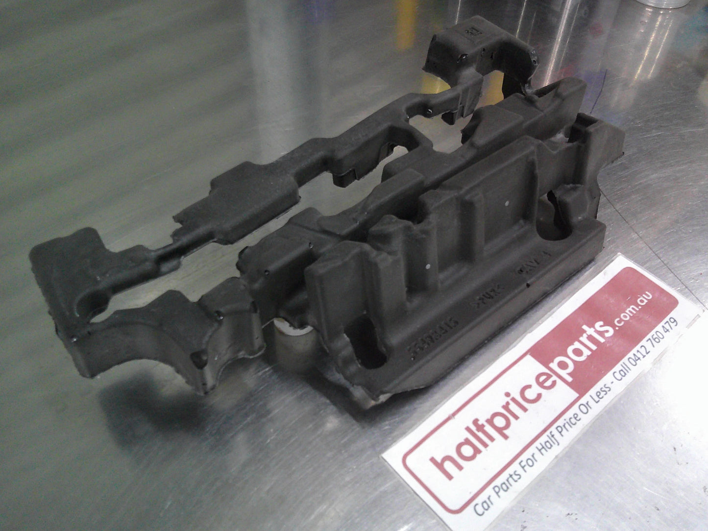 Holden RG Colorado Genuine Fuel Injector Deadener New Part