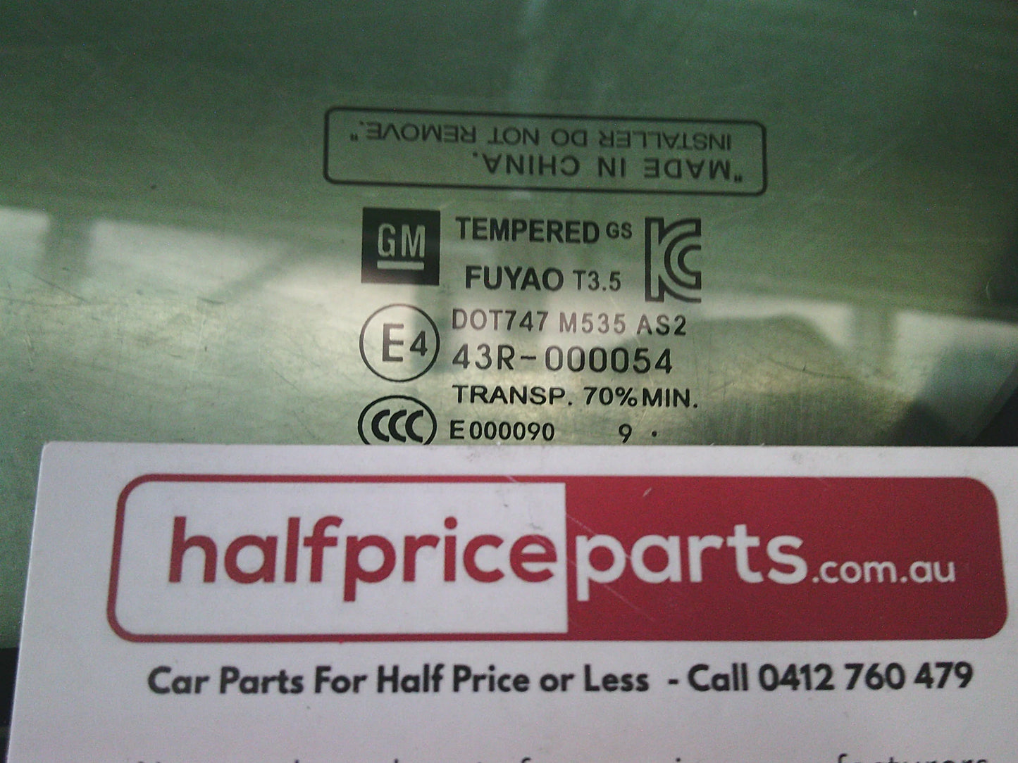 Holden Trax Genuine Left Hand Rear Window Weather Strip with Glass Insert Frame New Part