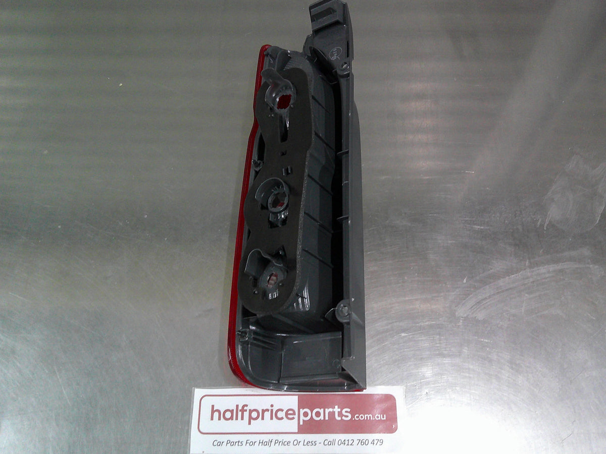 Toyota Hiace KDH2/TRH2 Genuine Right Hand Rear Tail Light Assembly New Part.