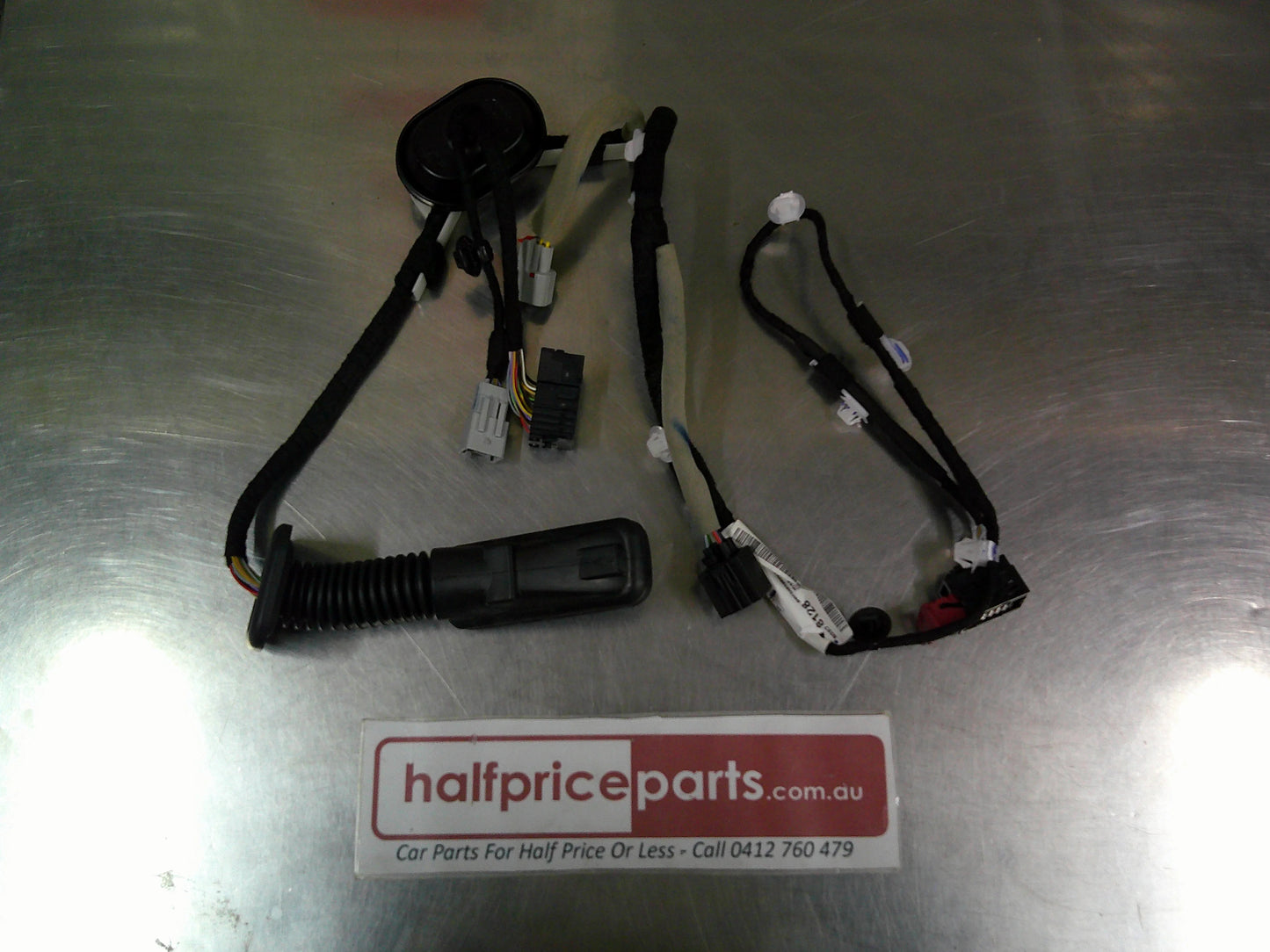 Holden VF Commodore Genuine Right Hand Front Door Wiring Loom New Part
