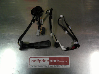 Holden VF Commodore Genuine Right Hand Front Door Wiring Loom New Part