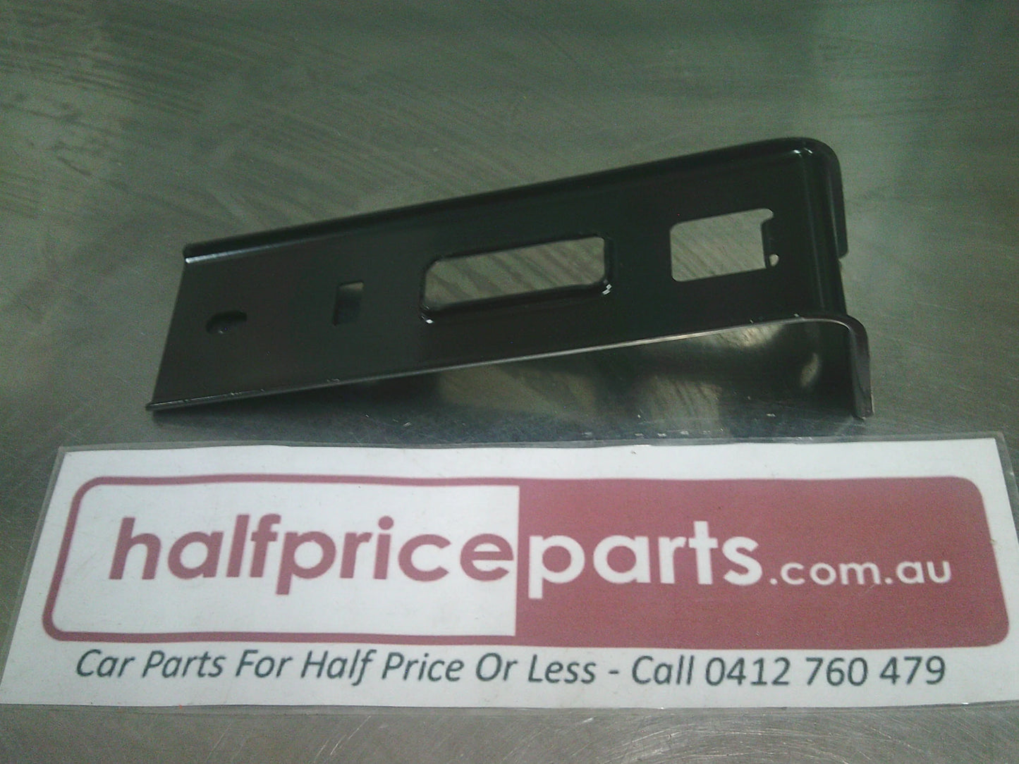Holden Trax Genuine Front Bumper Centre Support New Part