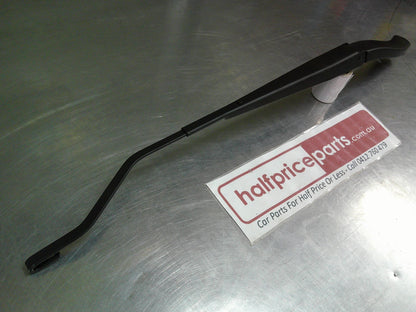 Holden Epica Genuine Left Hand Front Windscreen Wiper Arm Replacement New Part